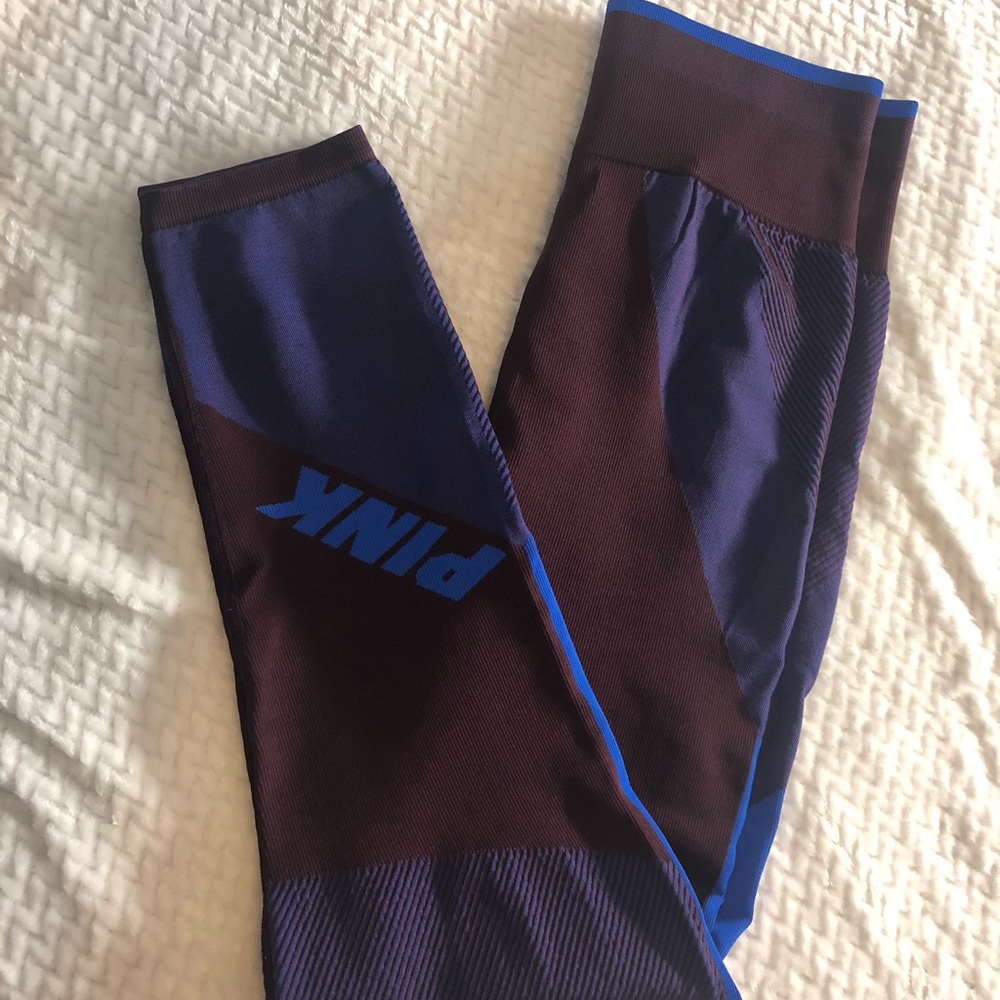 PINK Victoria Secret Leggings - Picture 4 of 5